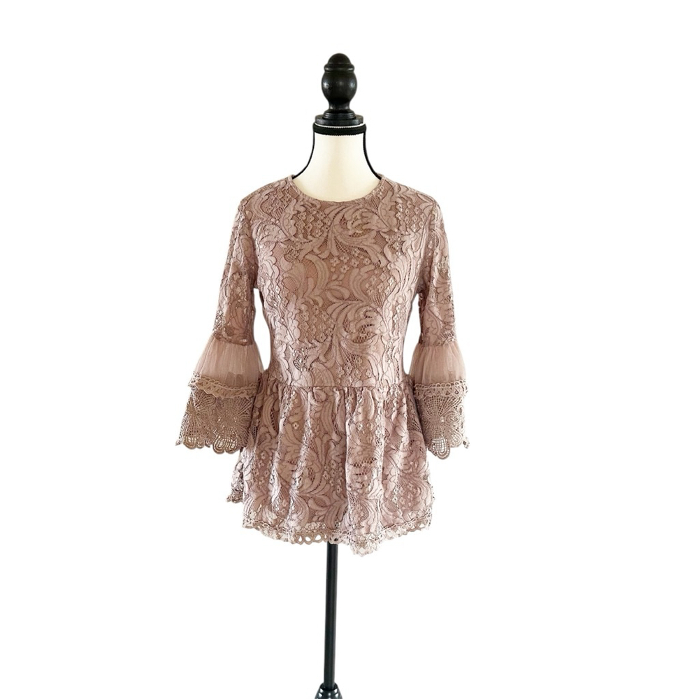 Suzanne Betro Taupe Lace Empire Waist Blouse Top Chiffon & Lace Bell Sleeve Boho